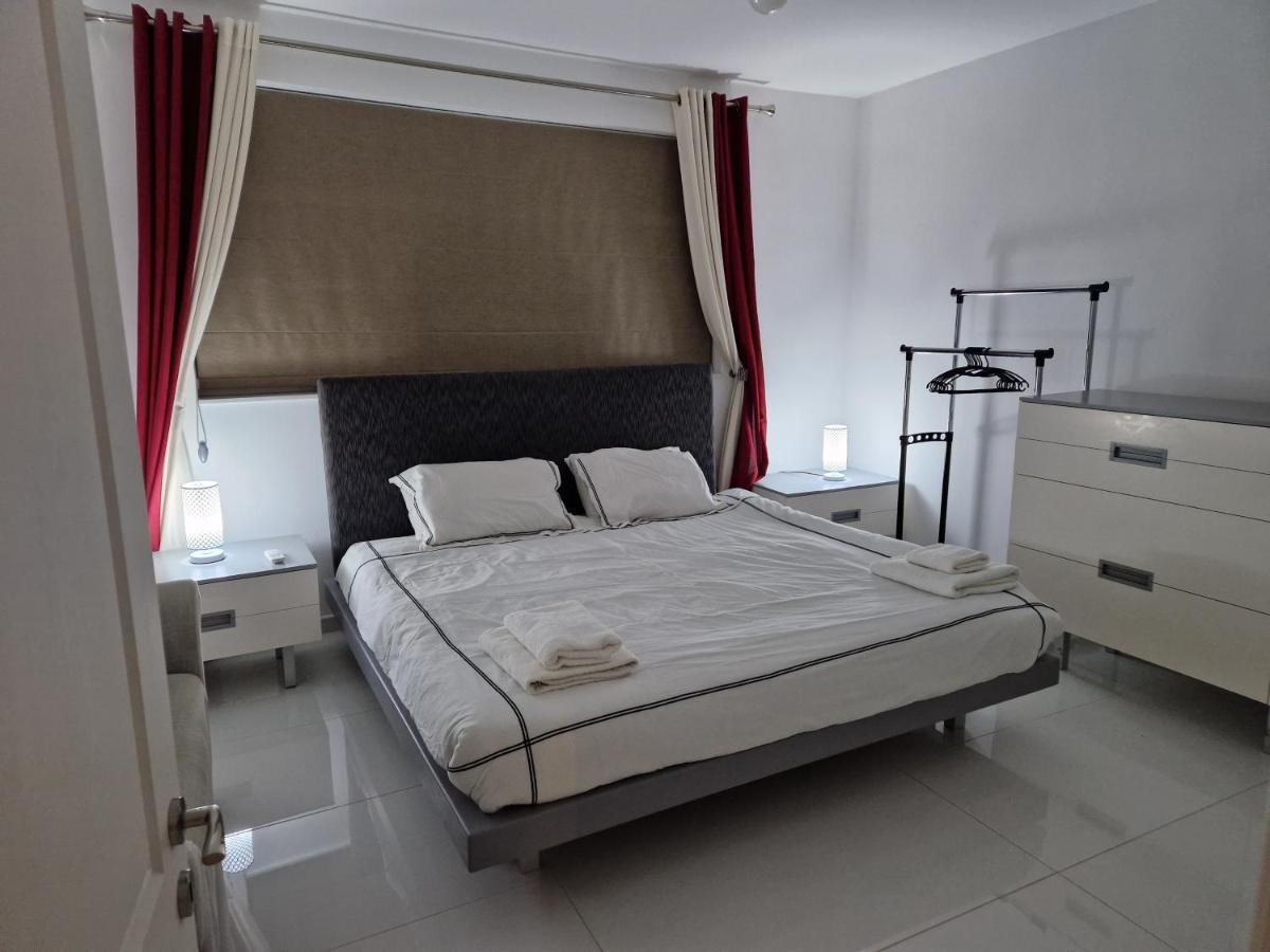 卢加Town Pent House公寓 外观 照片